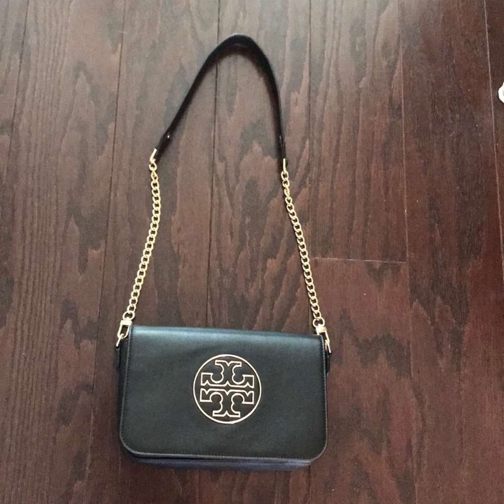 Tory Burch shoulder bag (NWOT)